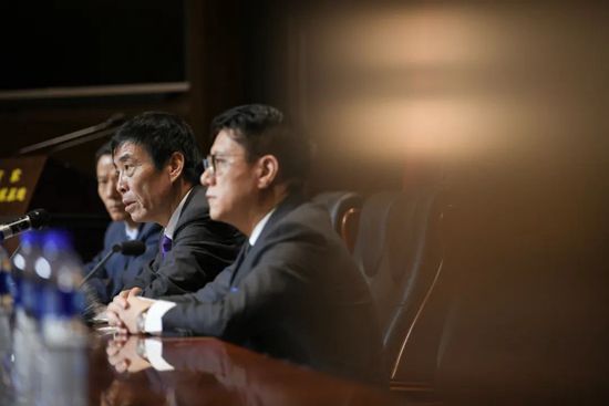 亚洲欧美日本综合