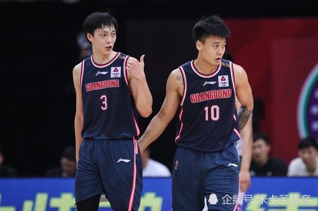 被室友男朋友cao翻了h文